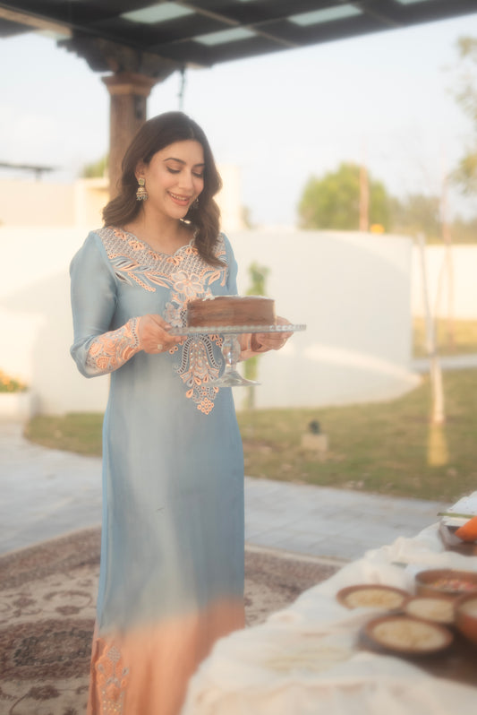 Blue Lotus – Ombre Eid Ensemble